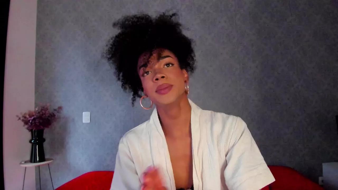 Offline Naomi_Steward on Streamray