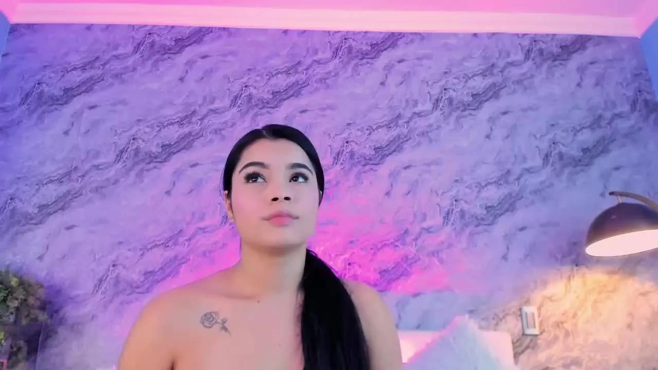 Offline RoxanneShelby on Streamray