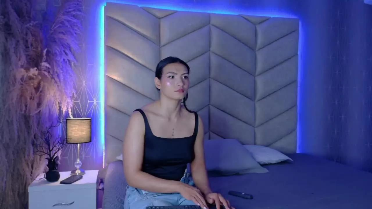 Offline Samira_lewis on Streamray