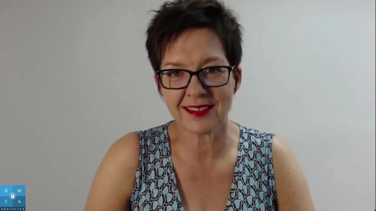 Offline SofieVelvet on Streamray