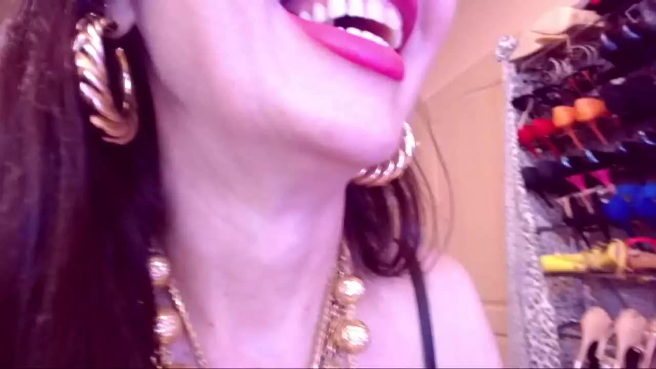 Freechat SpecialCerise on Streamray