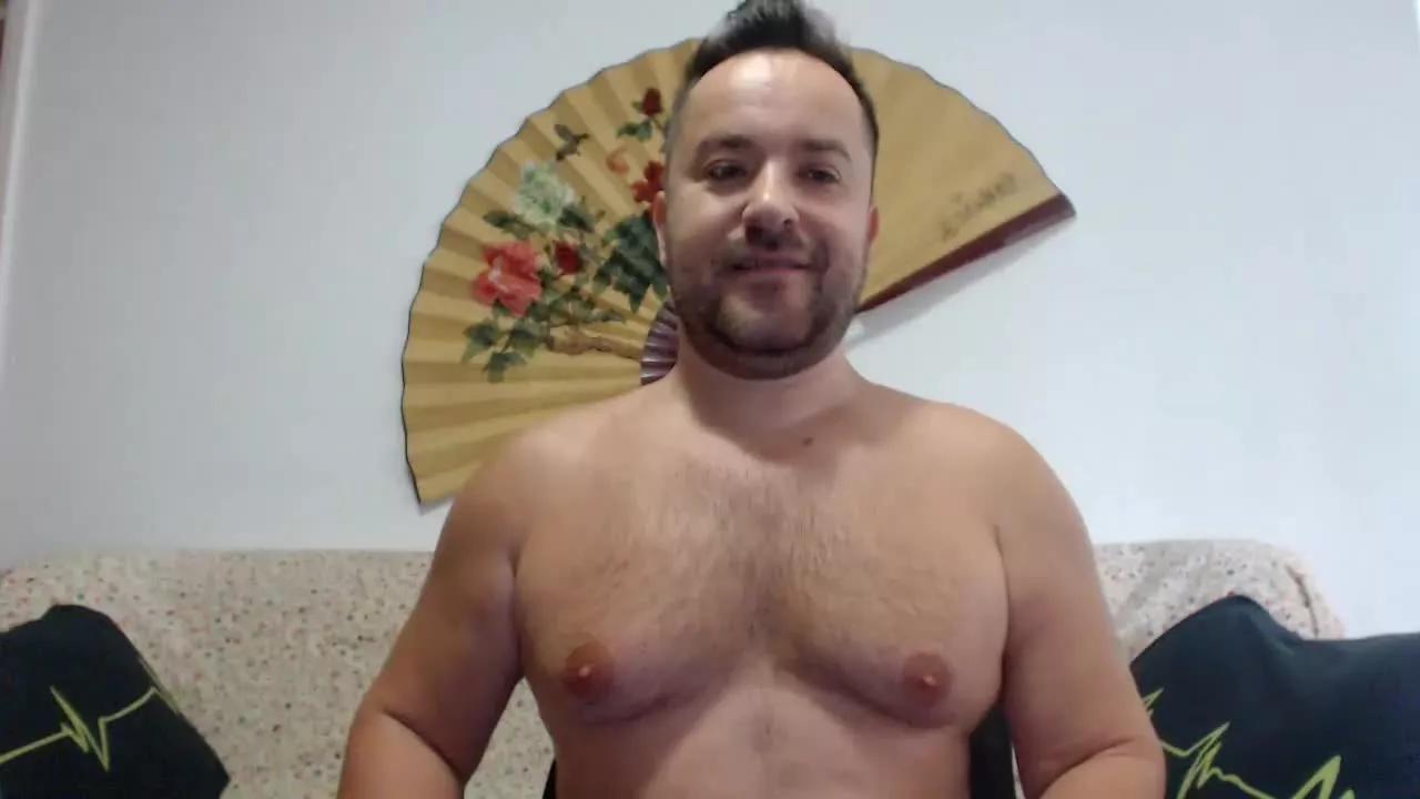 Group Stud10inch on Streamray