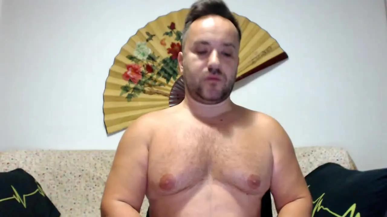 Group Stud10inch on Streamray