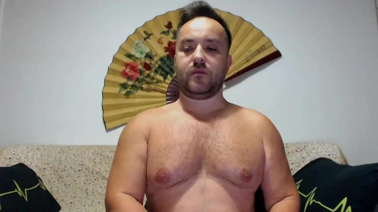 Group Stud10inch on Streamray