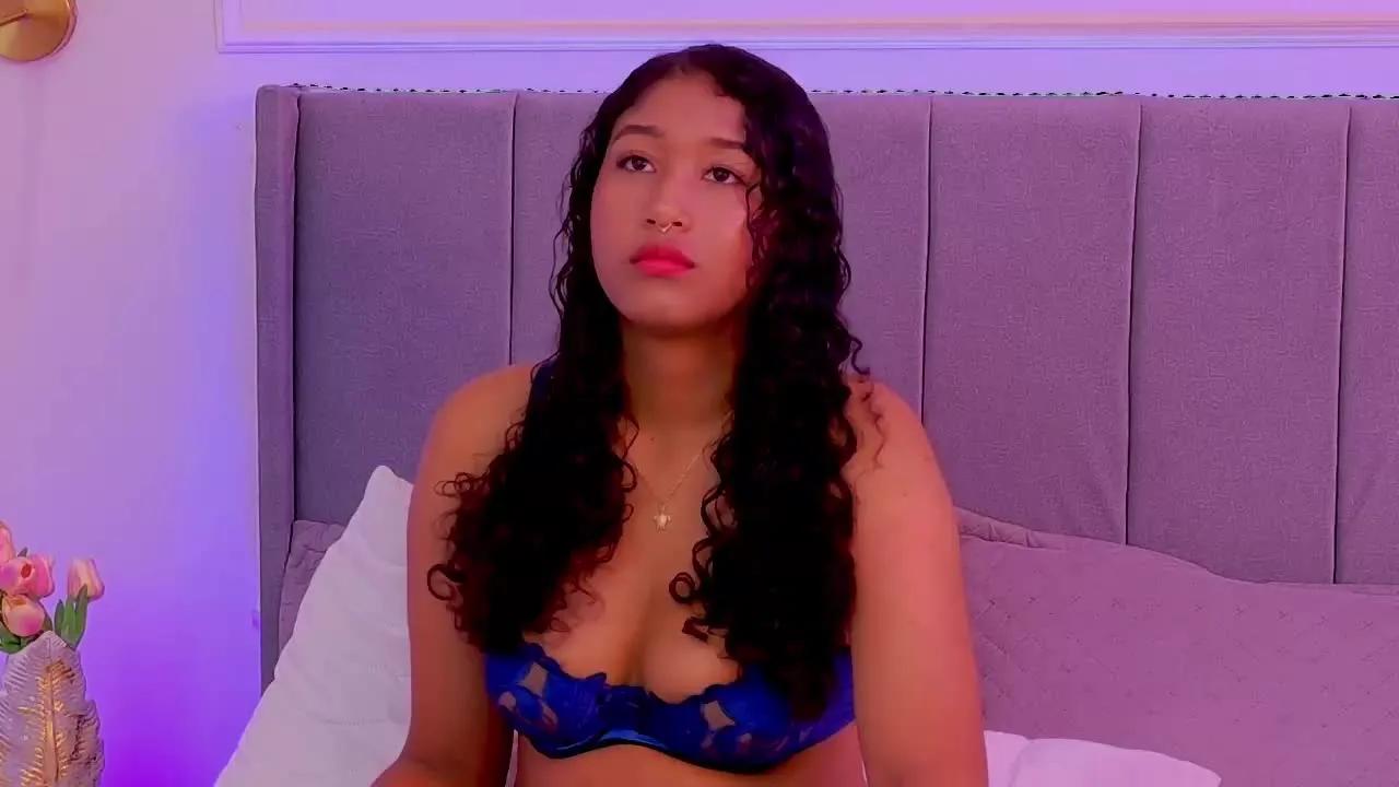 Offline Tamaralorens on Streamray