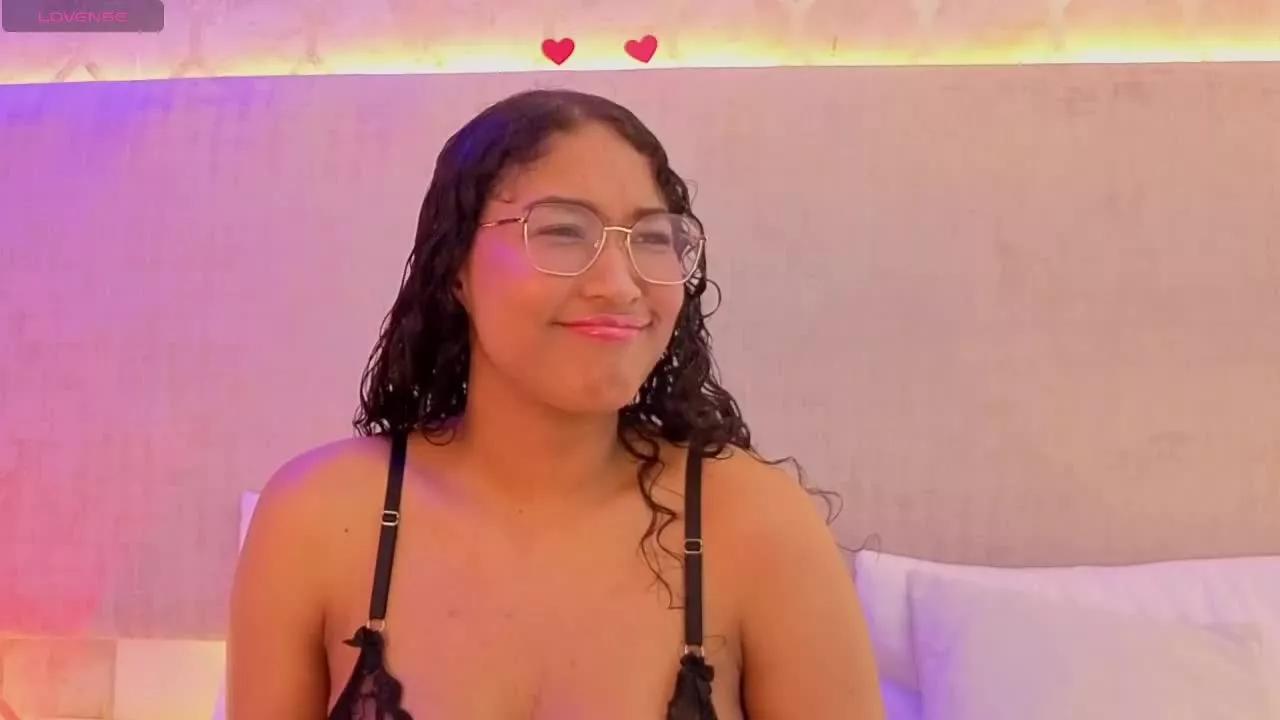 Offline Tamaralorens on Streamray