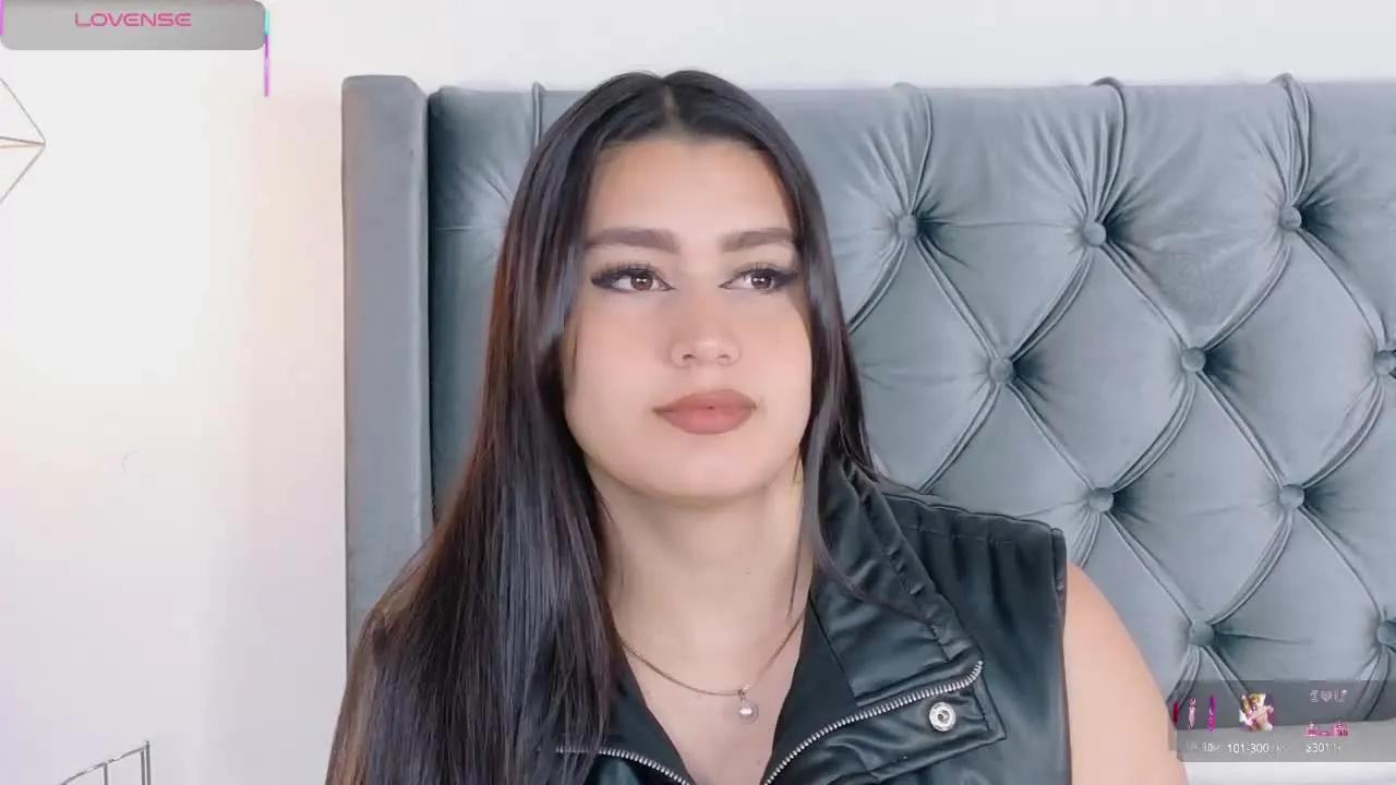 Offline ValeriaGates on Streamray