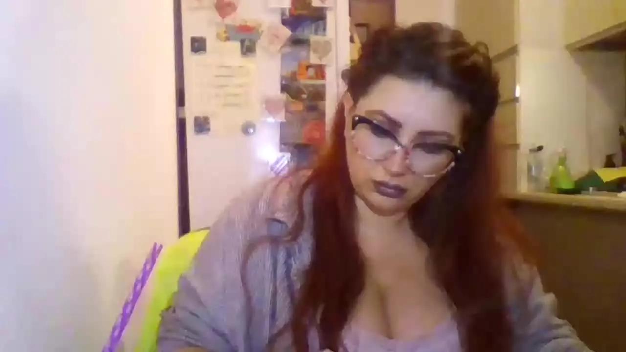 Offline VelvetPurple on Streamray