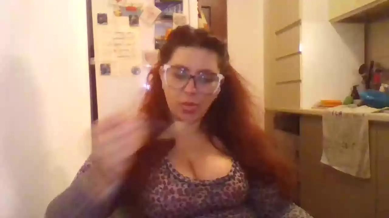 Offline VelvetPurple on Streamray