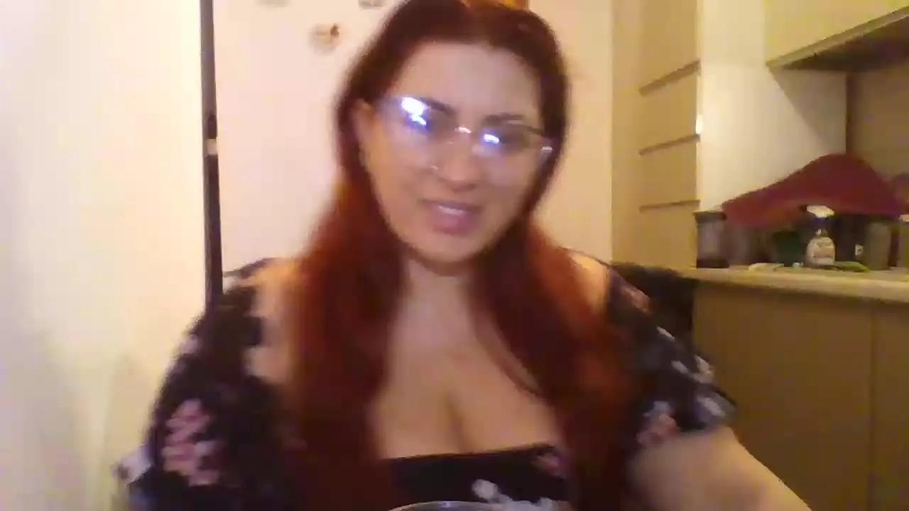 Offline VelvetPurple on Streamray