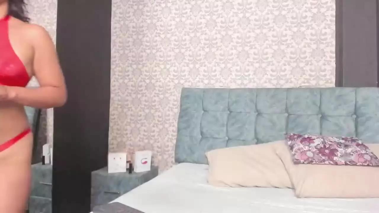 Offline ZaraBennet on Streamray