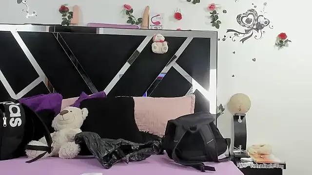 Freechat abby_eemily on StripChat