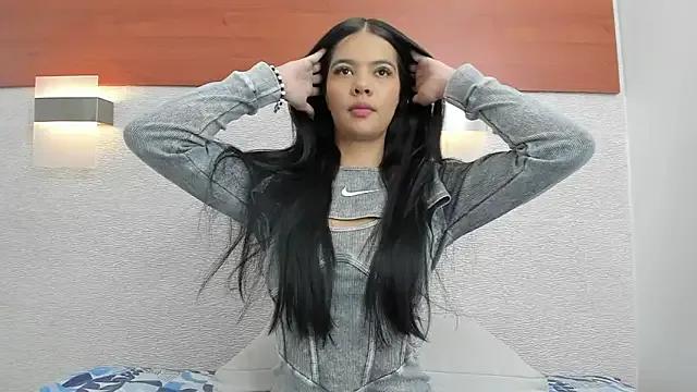 Freechat adara_scot on StripChat