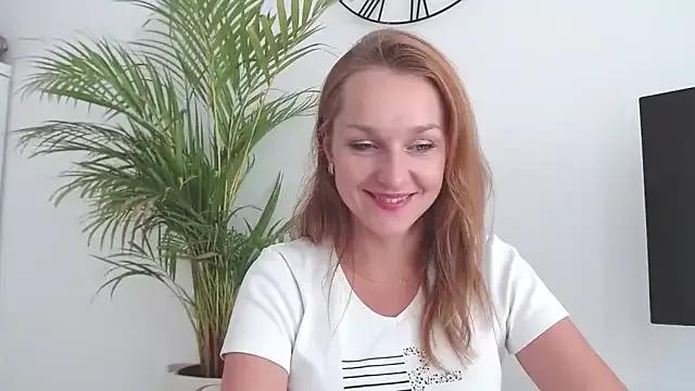 Freechat AliciaDesire on StripChat