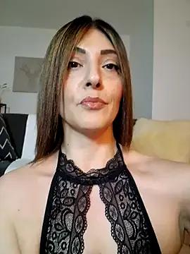 Freechat AryaSummersReal on StripChat