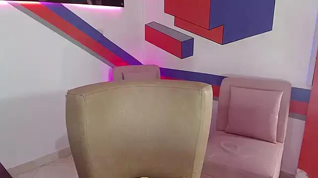 Private ashleylove_prg on StripChat