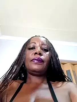 Private BustieMandy on StripChat