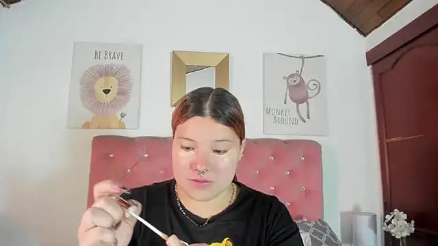 Freechat CelessteRedds on StripChat