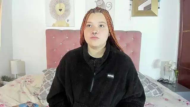 Freechat CelessteRedds on StripChat