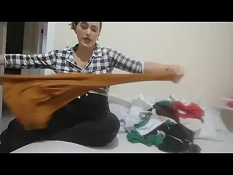 StripChat CllarinhaCortes is Freechat CllarinhaCortes — gozar com brinquedo/ enjoying whit a toy