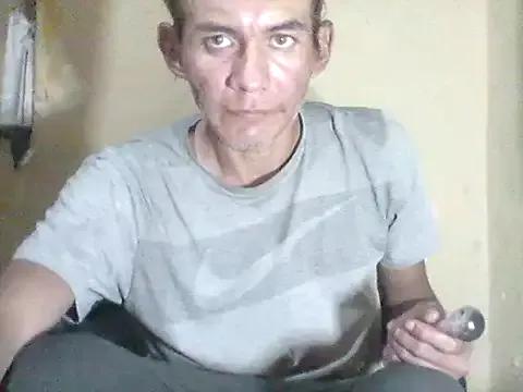 Freechat Cloud0nMycock on StripChat