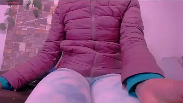 Freechat CrazyRousex on StripChat