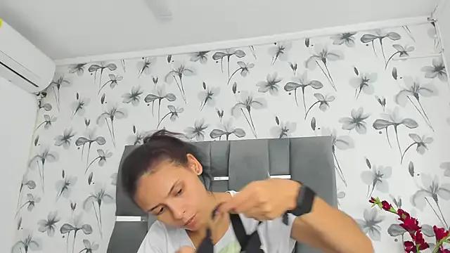 Freechat Ehotloveaxxx on StripChat