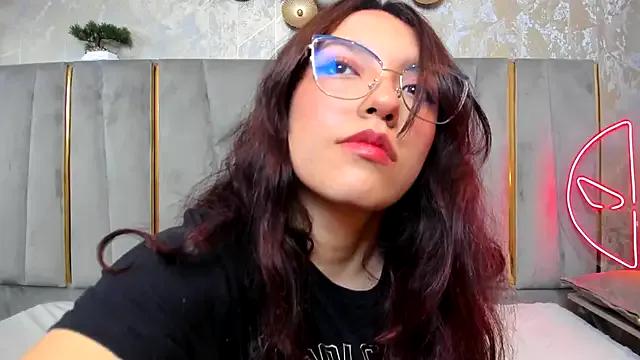 Freechat Elliecute on StripChat