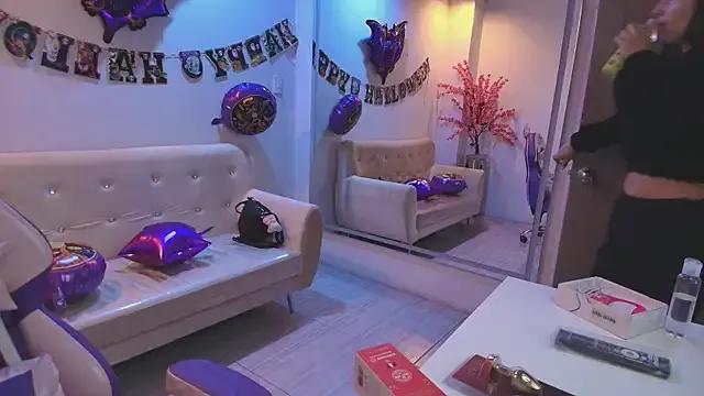 Freechat Gabriela_milani on StripChat