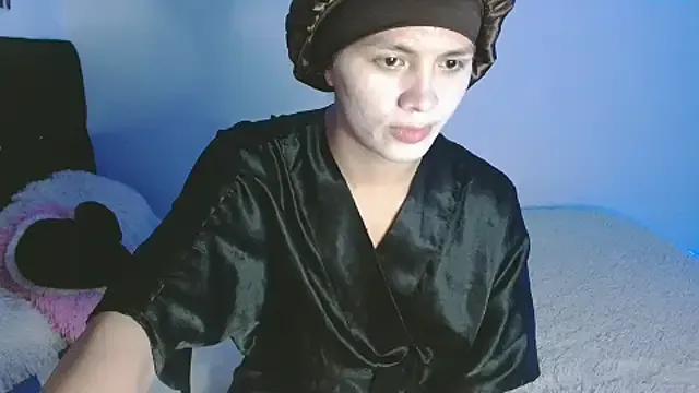 Freechat giuliana_andrade on StripChat