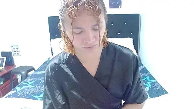 giuliana_andrade — hi my Queen