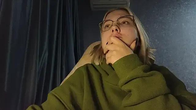 Freechat HotBrandyX on StripChat