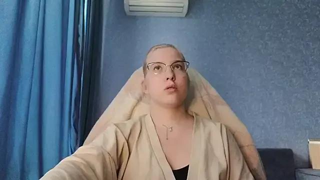 Freechat HotBrandyX on StripChat