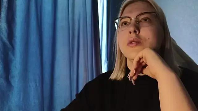 Freechat HotBrandyX on StripChat