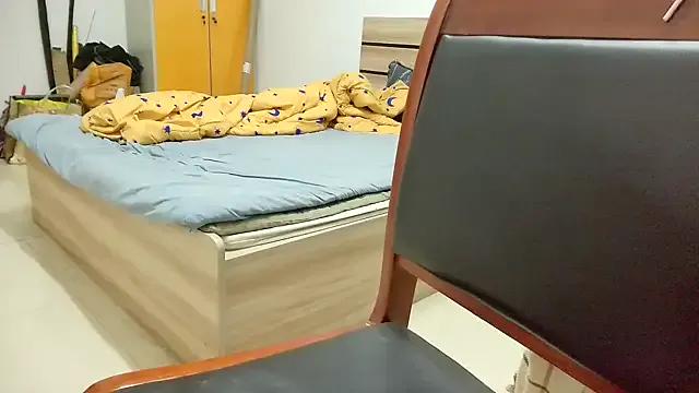 Freechat huzi518 on StripChat