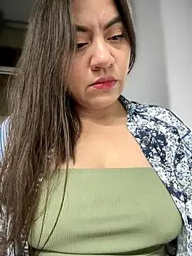 StripChat Iam__Cristal is Freechat Iam__Cristal — Fingers in my pussy in public