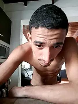 Freechat ikaro21 on StripChat