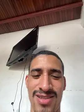 Freechat ikaro21 on StripChat