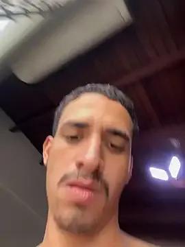 Freechat ikaro21 on StripChat