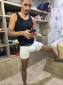 Freechat ikaro21 on StripChat