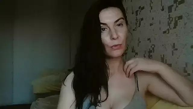 Freechat KatalinaQE on StripChat