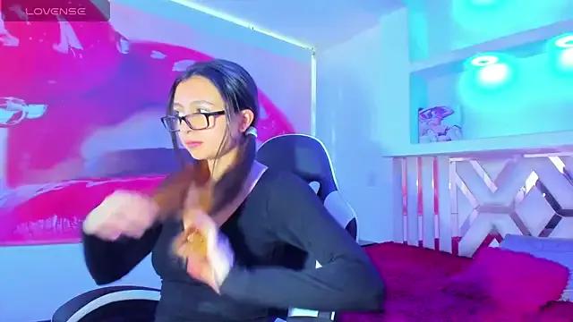 Freechat lala_clark on StripChat