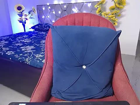 Private Little_queenn on StripChat