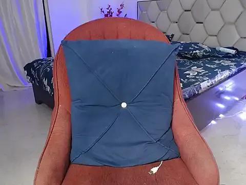 Private Little_queenn on StripChat