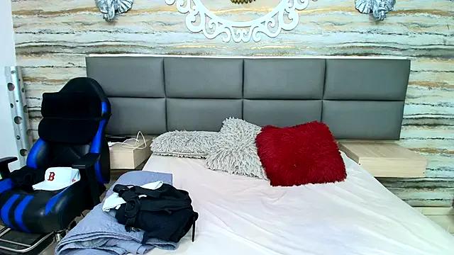 StripChat Lovers_21 is Freechat Lovers_21 — CUM + SWALLOW CUM