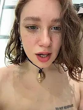 Freechat lucy-joy on StripChat