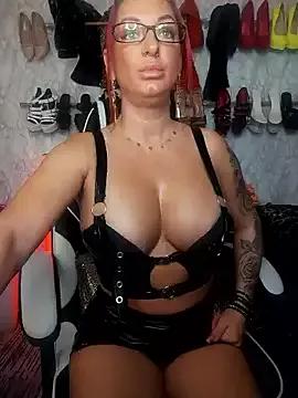 Freechat Luiza_Hammer on StripChat