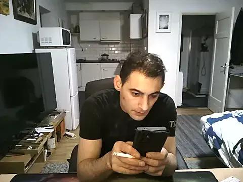 Freechat mihaimichael on StripChat