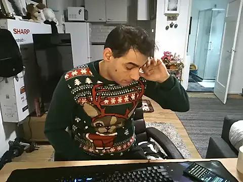 Freechat mihaimichael on StripChat