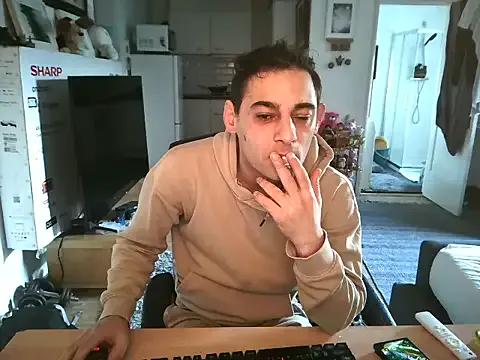 Freechat mihaimichael on StripChat